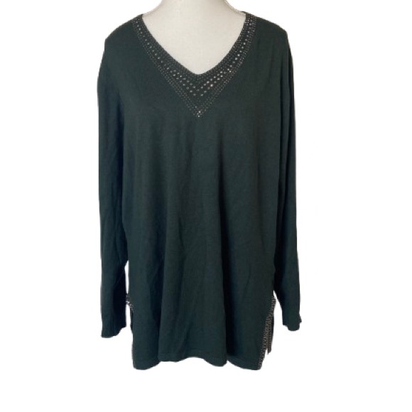 Adrienne Vittadini Dark Green V-Neck Blouse - Picture 1 of 10